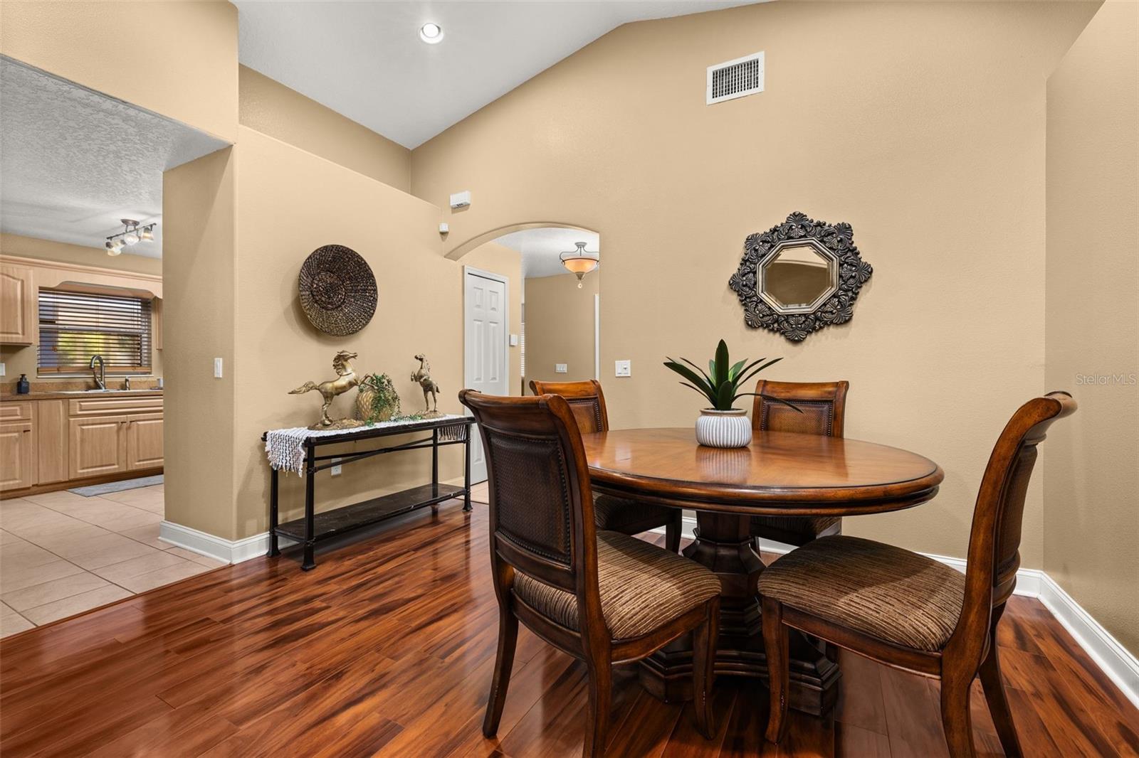 Image 11 of 42 For 4515 Cypress Street