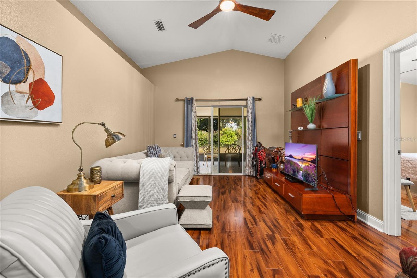 Image 19 of 42 For 4515 Cypress Street