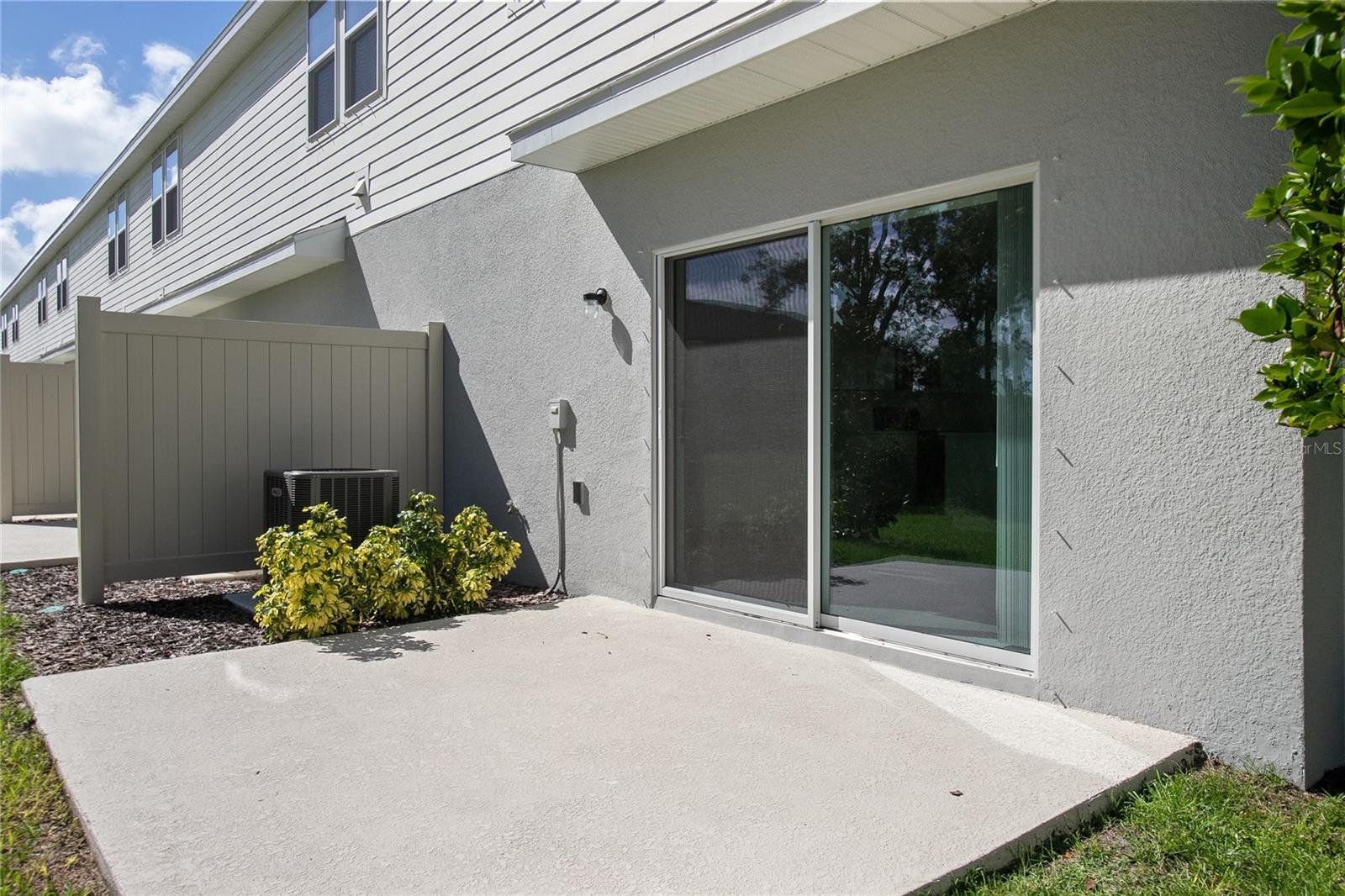 Image 34 of 36 For 184 River Front Way