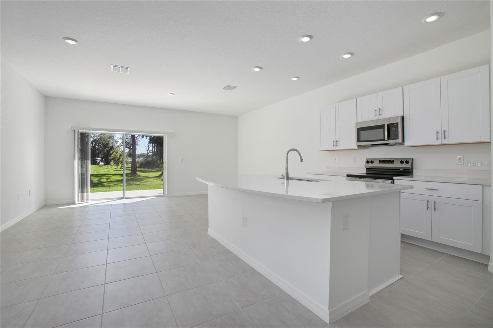 Image 5 of 36 For 184 River Front Way