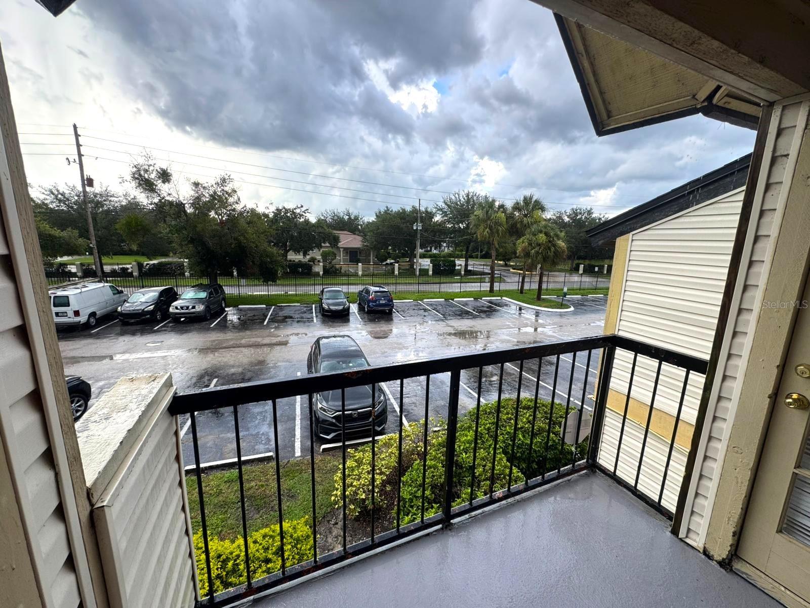 Image 6 of 21 For 1924 Lake Atriums Circle 56