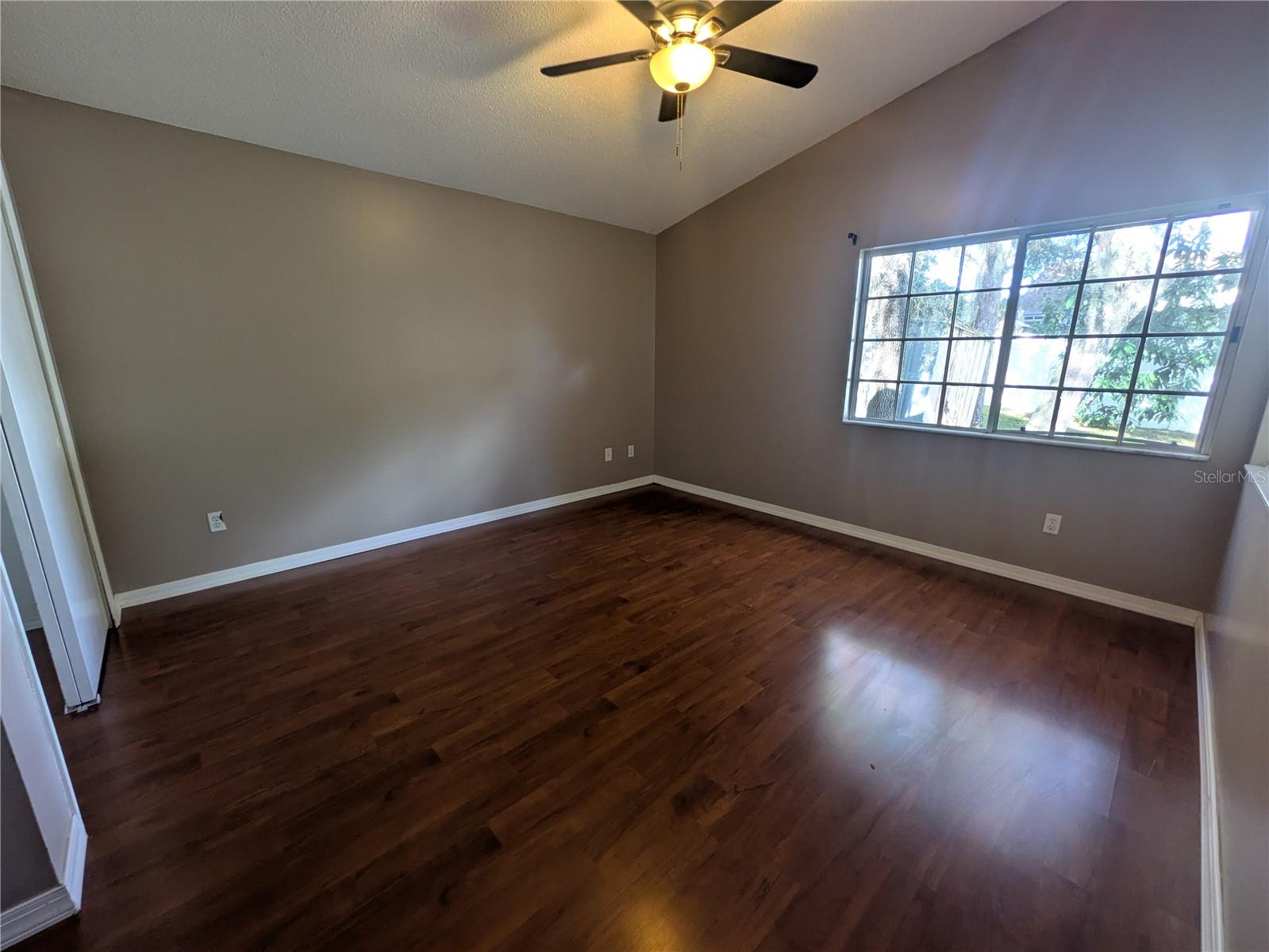 Image 16 of 23 For 506 Harvard Place