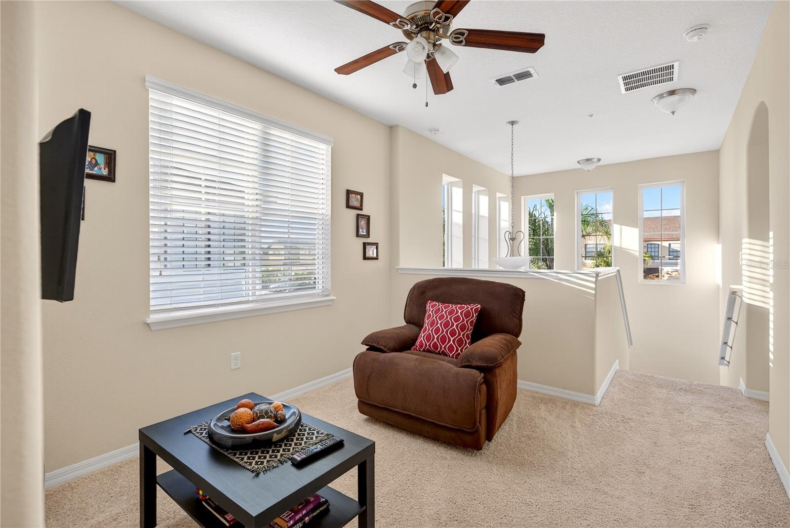 Image 18 of 44 For 2502 Seven Oaks Dr