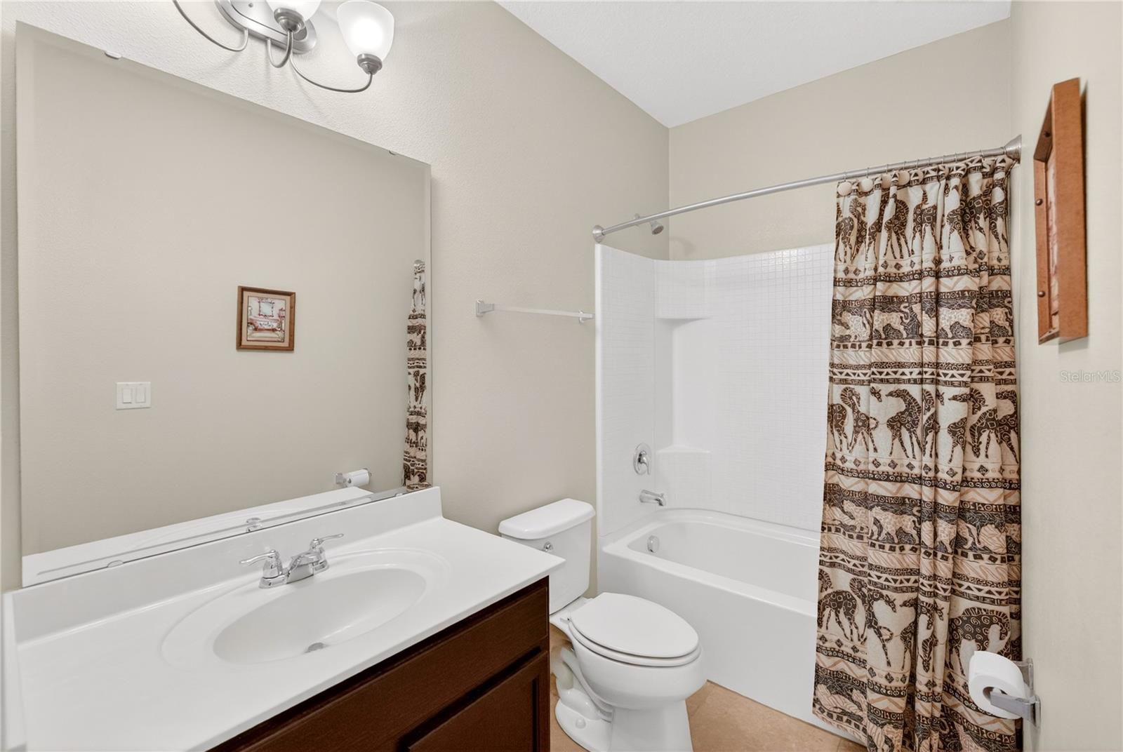 Image 22 of 44 For 2502 Seven Oaks Dr