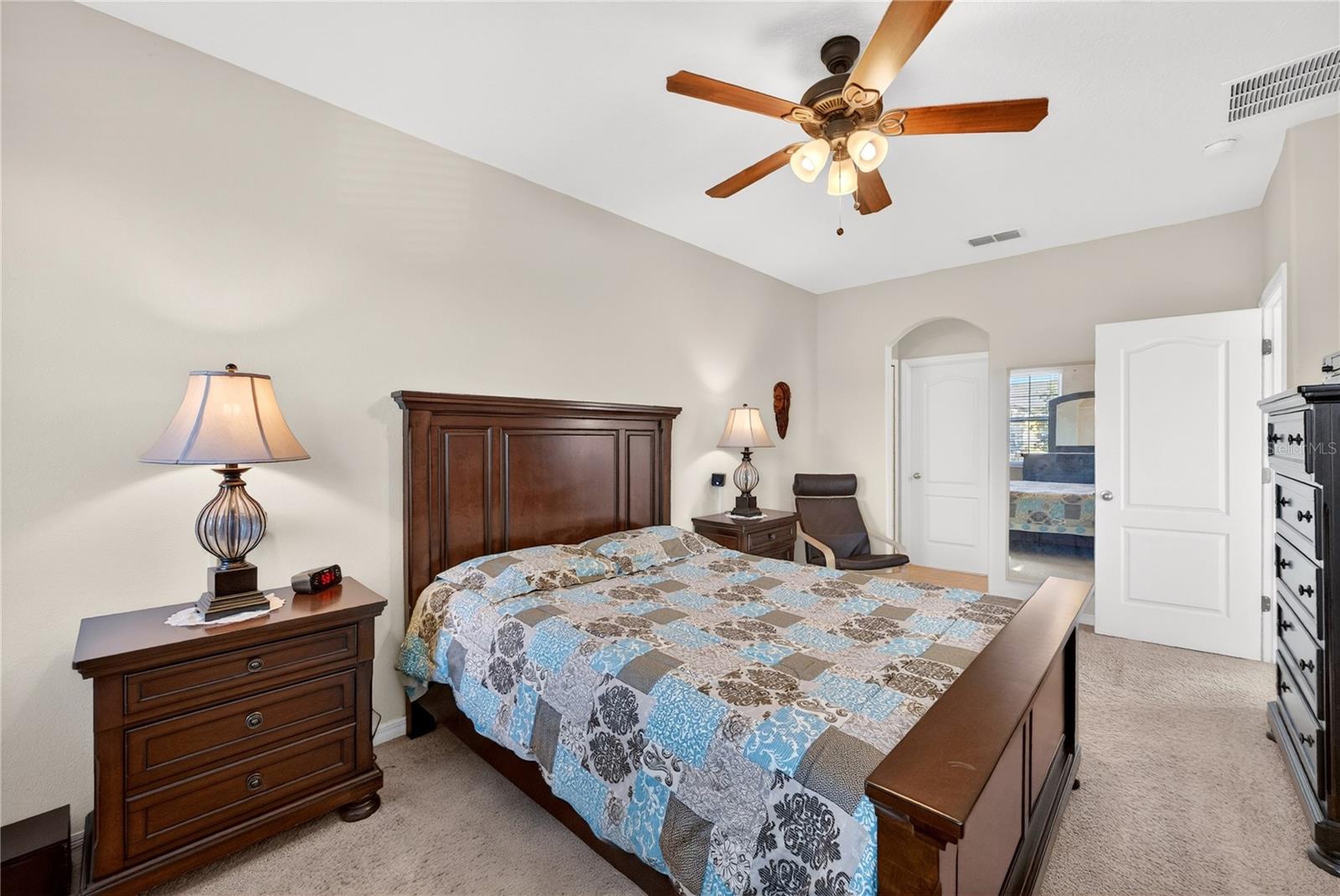 Image 28 of 44 For 2502 Seven Oaks Dr