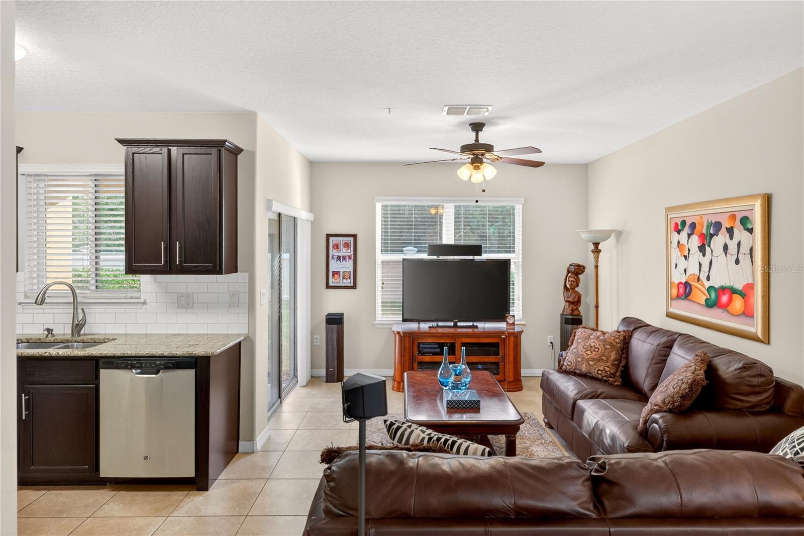 Image 7 of 44 For 2502 Seven Oaks Dr