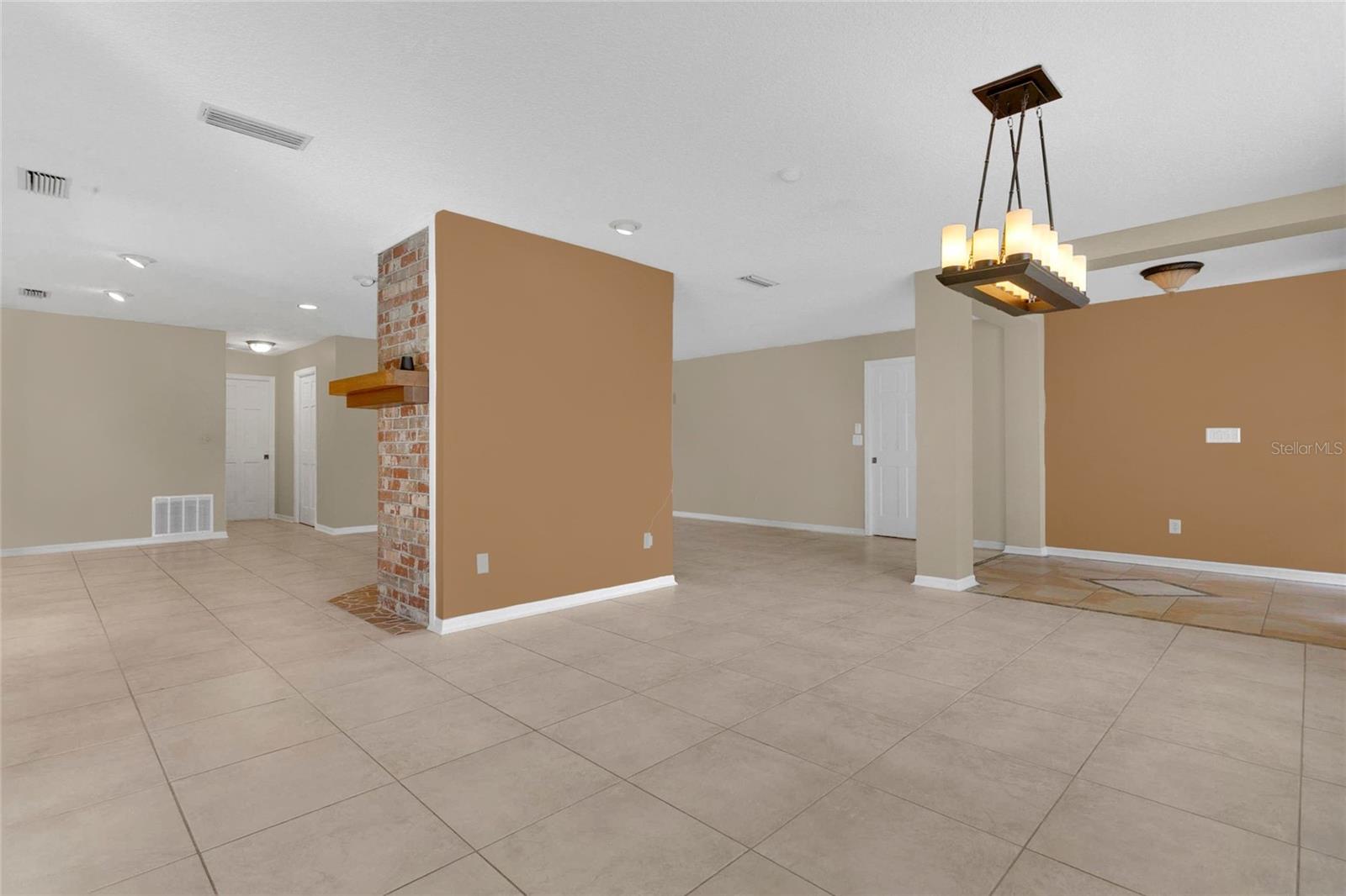 Image 8 of 45 For 732 Ensenada Drive