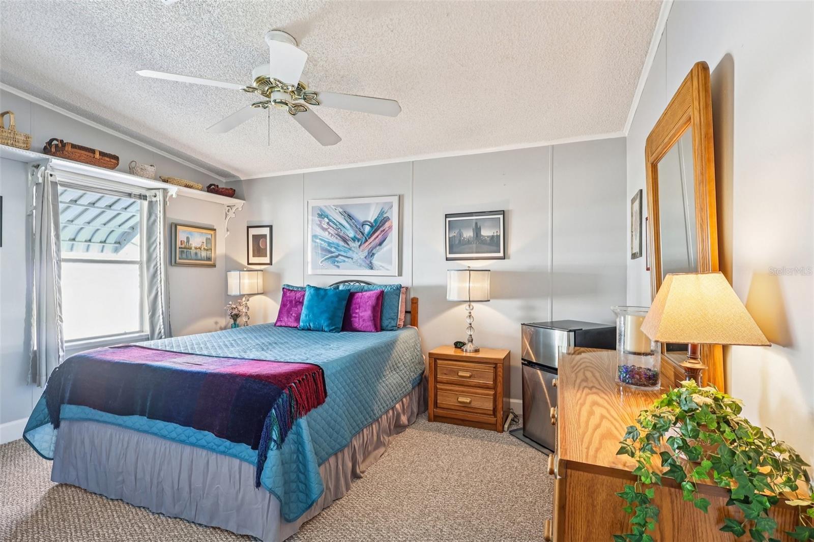 Image 20 of 38 For 176 Florence Boulevard