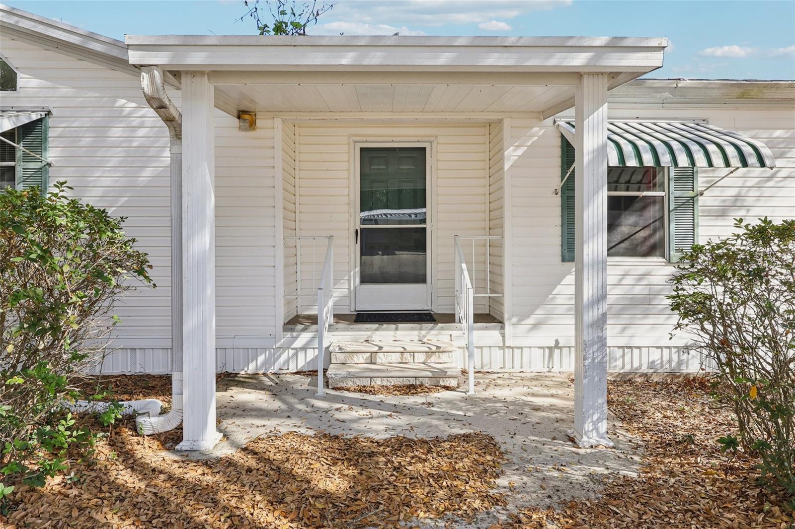 Image 29 of 38 For 176 Florence Boulevard