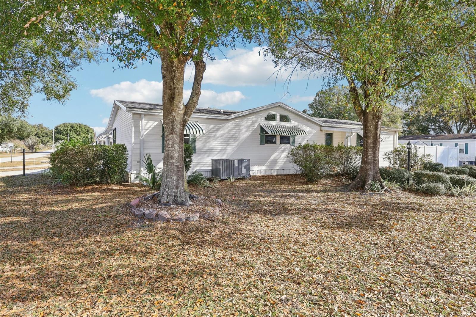 Image 36 of 38 For 176 Florence Boulevard