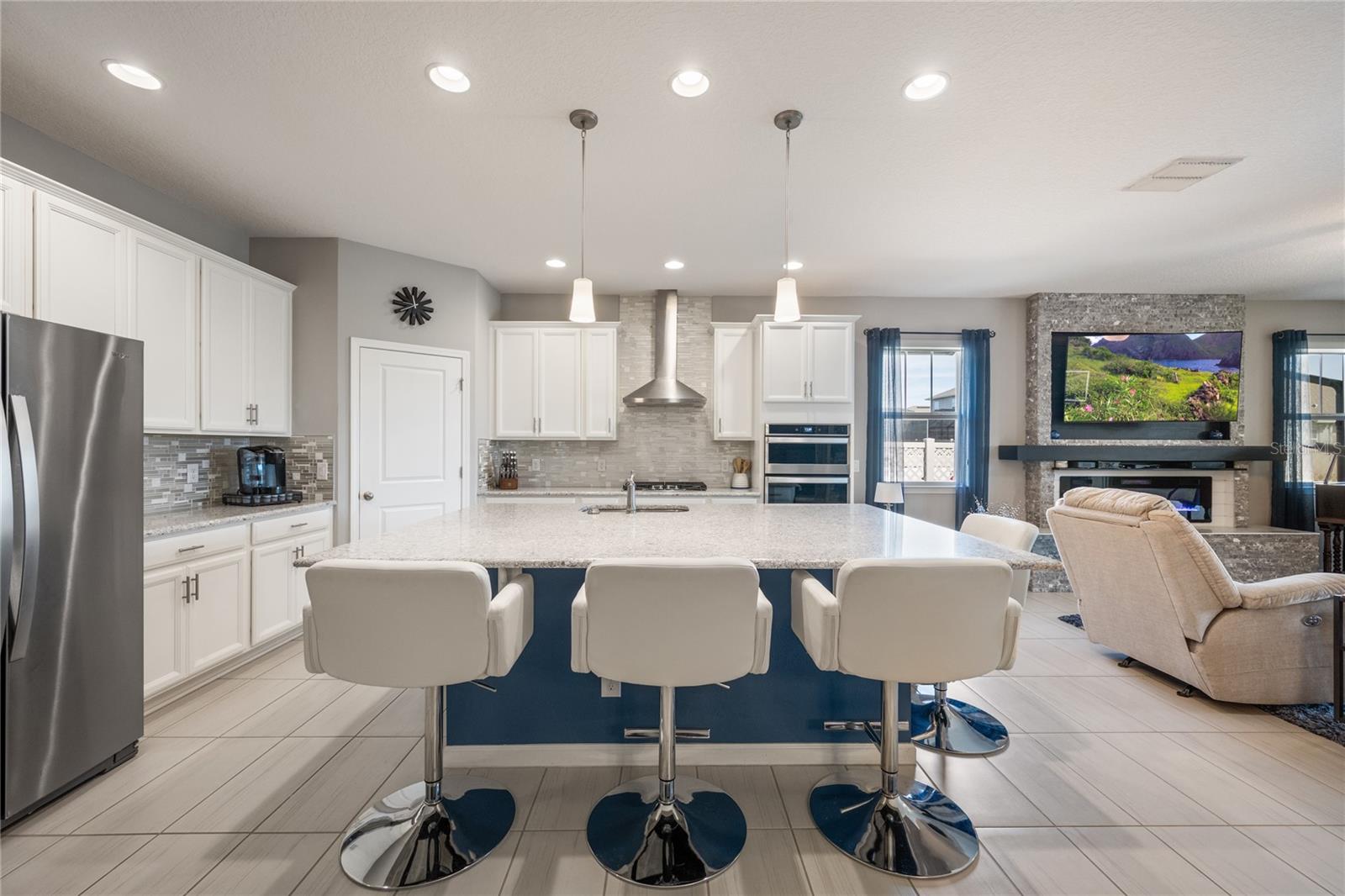 Image 7 of 38 For 7686 Tangerine Knoll Loop