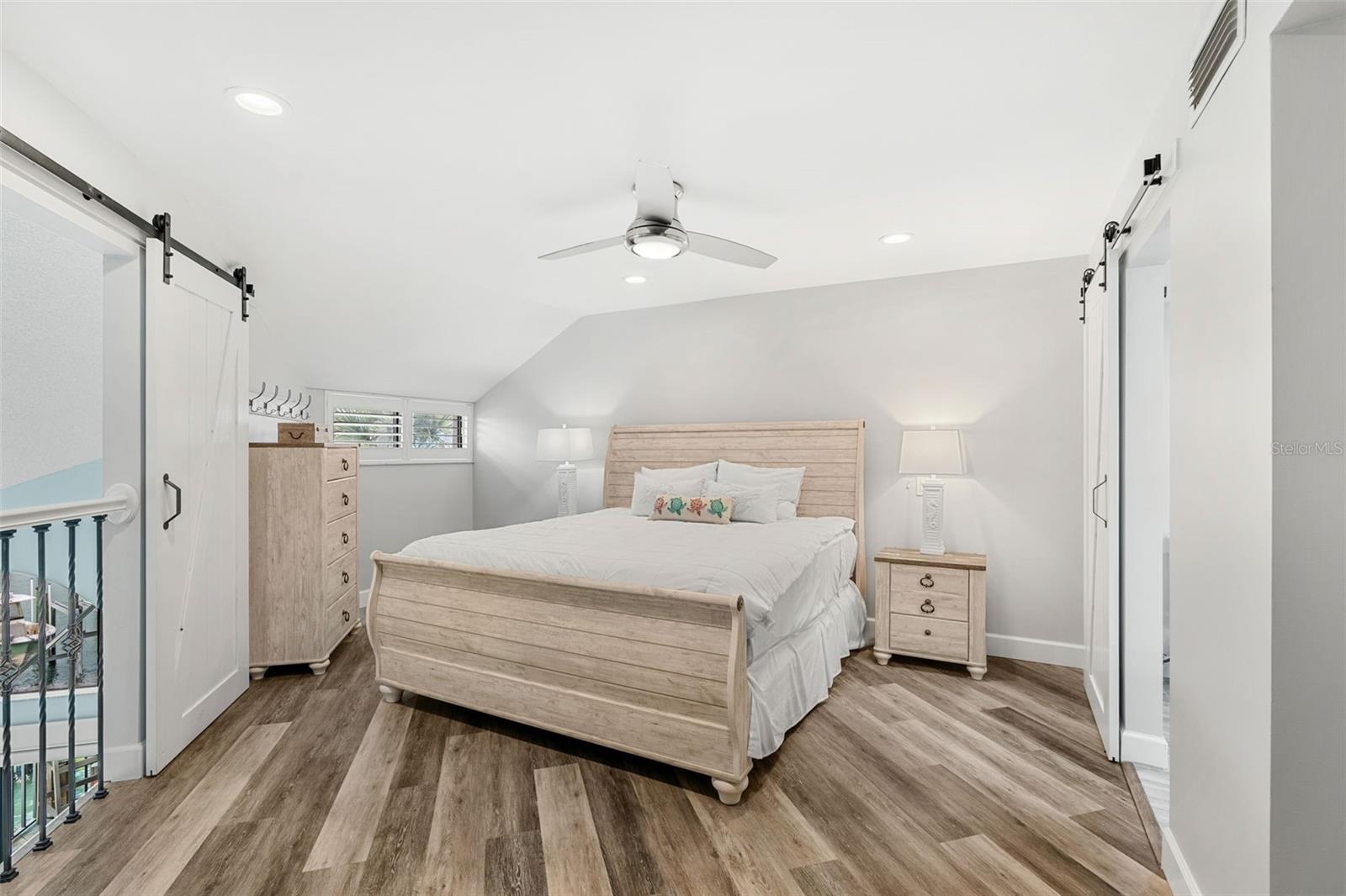 Image 27 of 70 For 534 Pinellas Bayway S 201