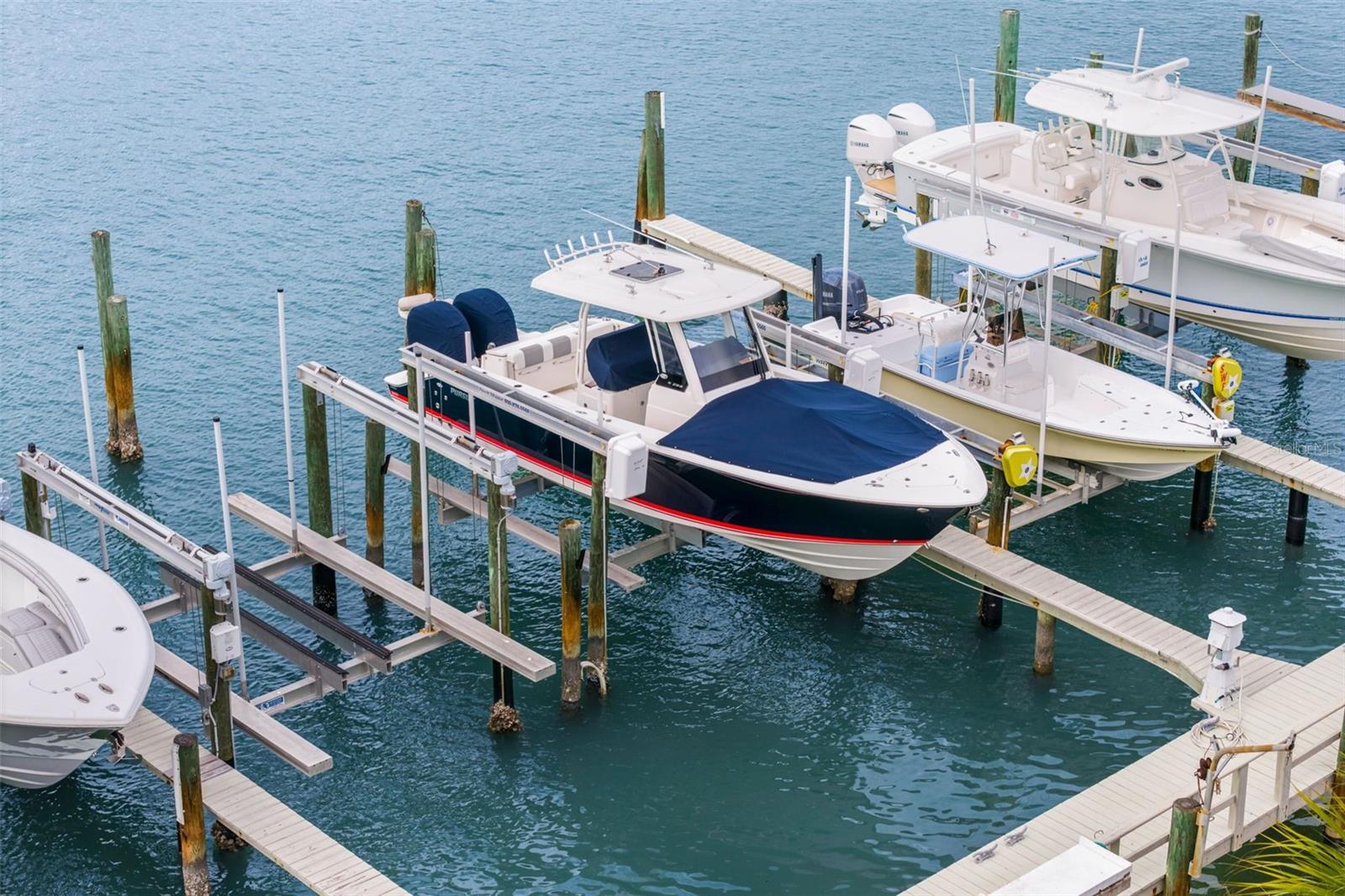 Image 48 of 70 For 534 Pinellas Bayway S 201