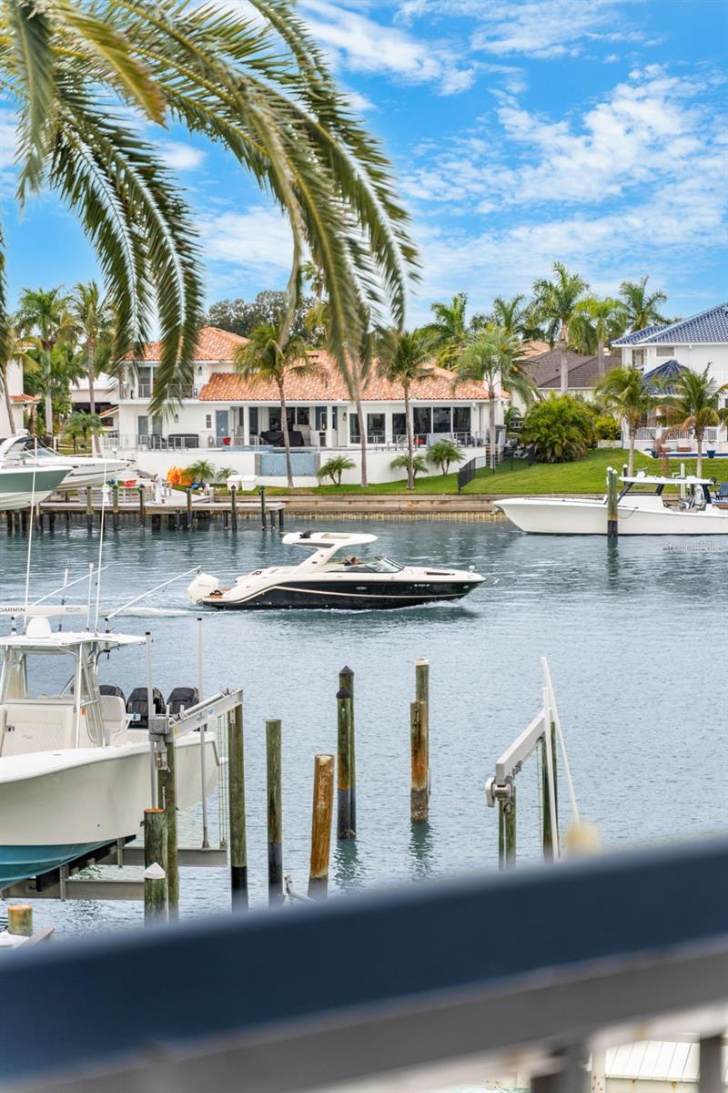 Image 53 of 70 For 534 Pinellas Bayway S 201