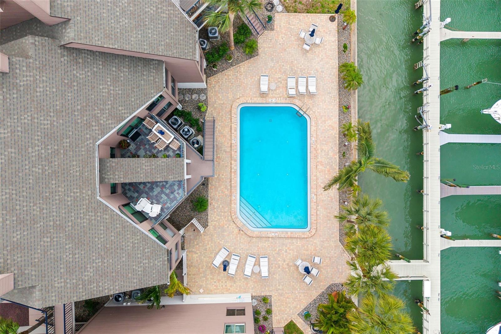 Image 54 of 70 For 534 Pinellas Bayway S 201