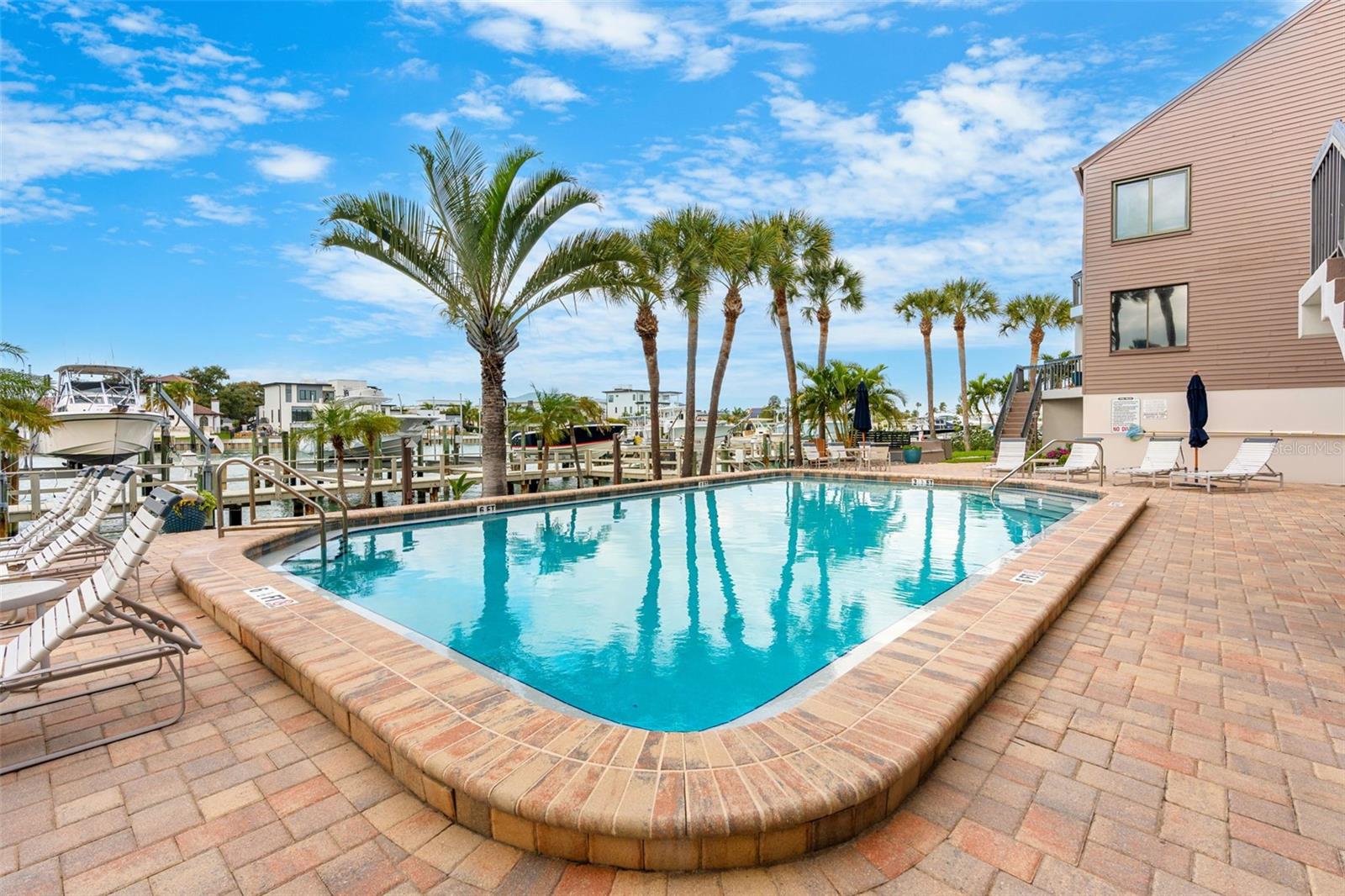 Image 56 of 70 For 534 Pinellas Bayway S 201