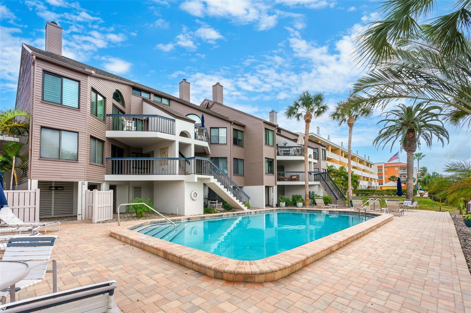 Image 57 of 70 For 534 Pinellas Bayway S 201