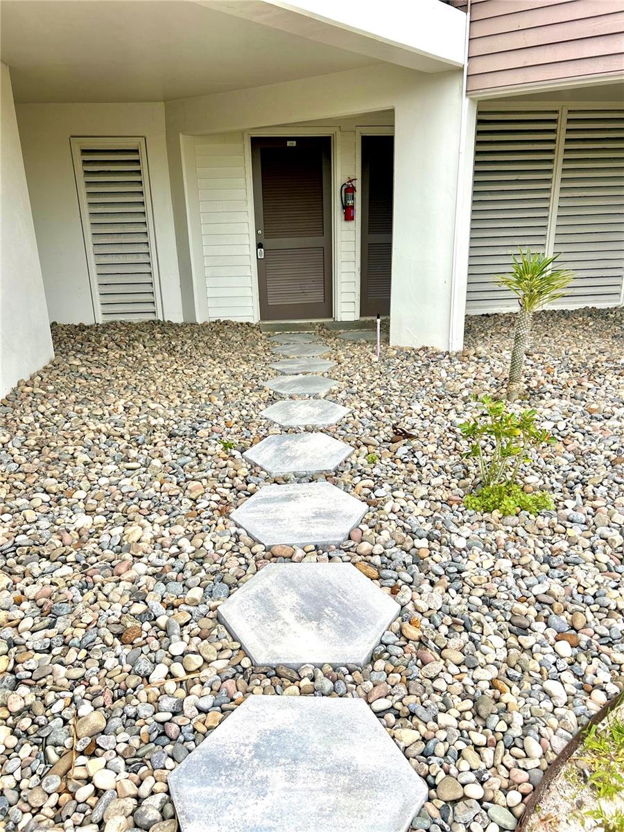 Image 68 of 70 For 534 Pinellas Bayway S 201