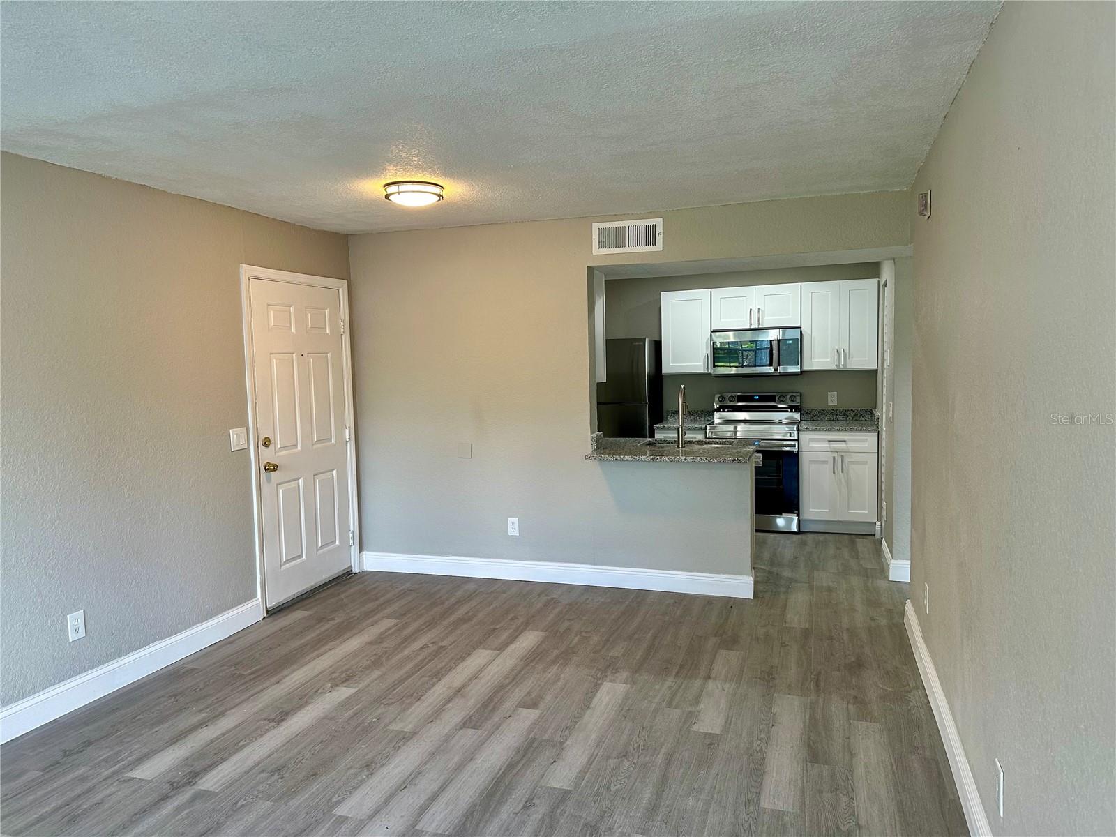 Image 6 of 26 For 1025 S Hiawassee Road 2214