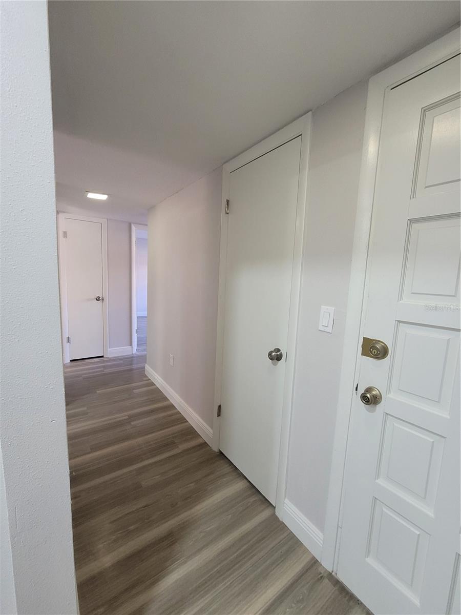 Image 14 of 46 For 1160 Calle Del Norte  A