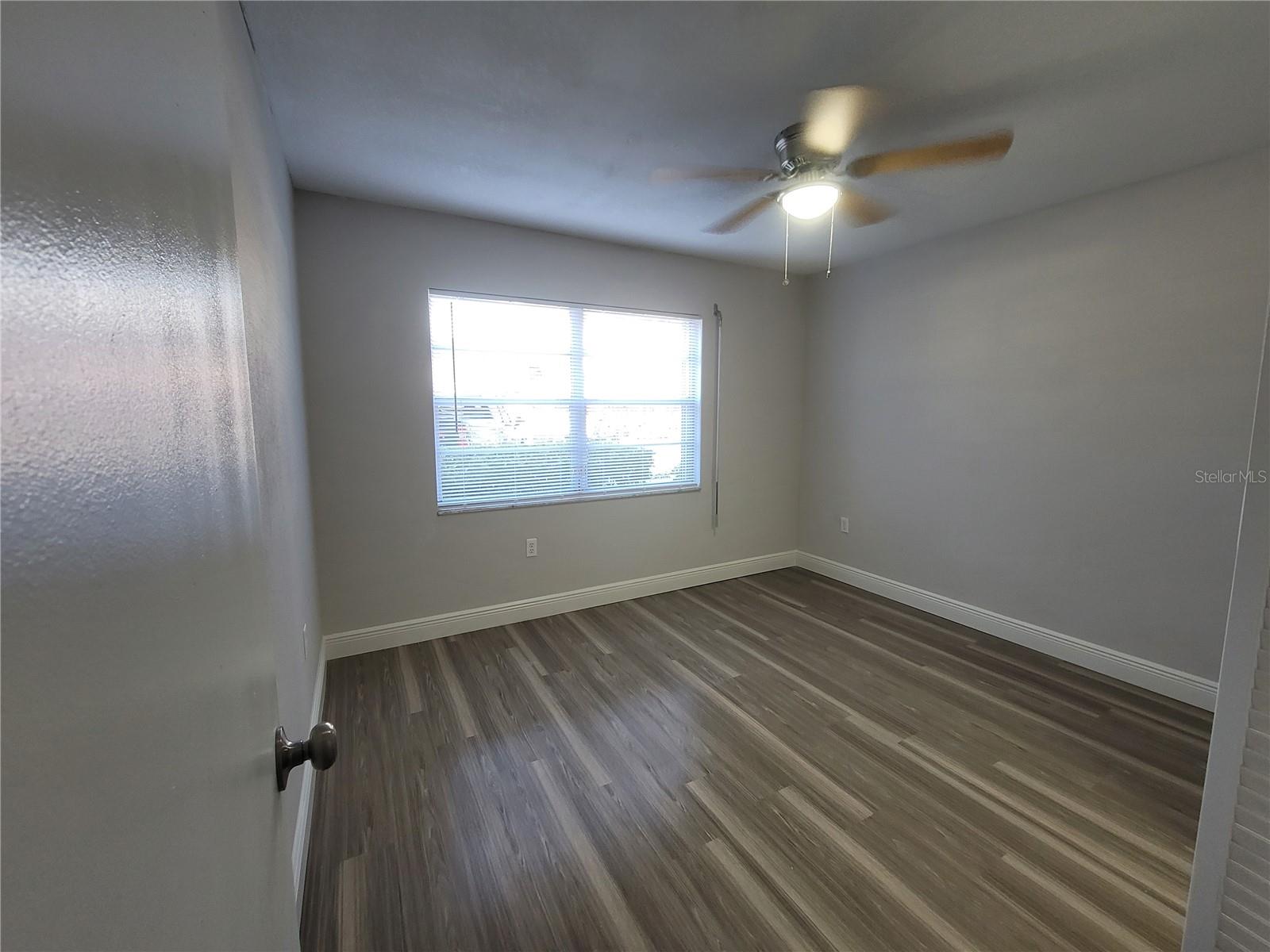 Image 23 of 46 For 1160 Calle Del Norte  A