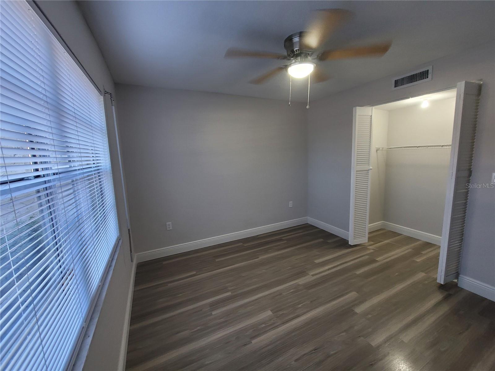 Image 24 of 46 For 1160 Calle Del Norte  A