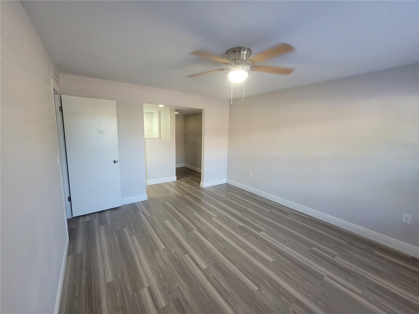 Image 28 of 46 For 1160 Calle Del Norte  A