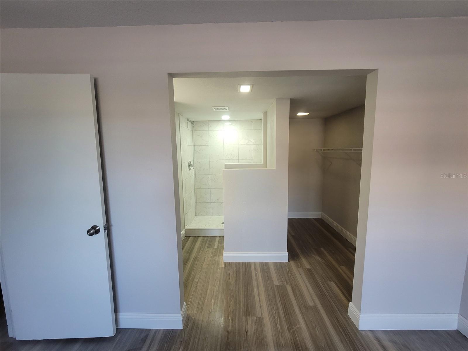 Image 31 of 46 For 1160 Calle Del Norte  A