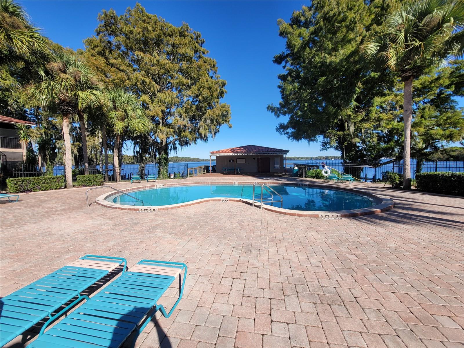 Image 40 of 46 For 1160 Calle Del Norte  A