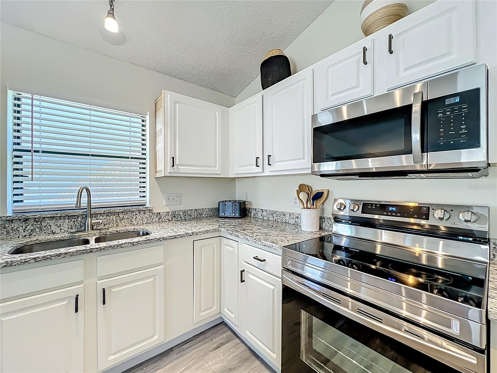 Image 11 of 48 For 2860 Saint Augustine Drive