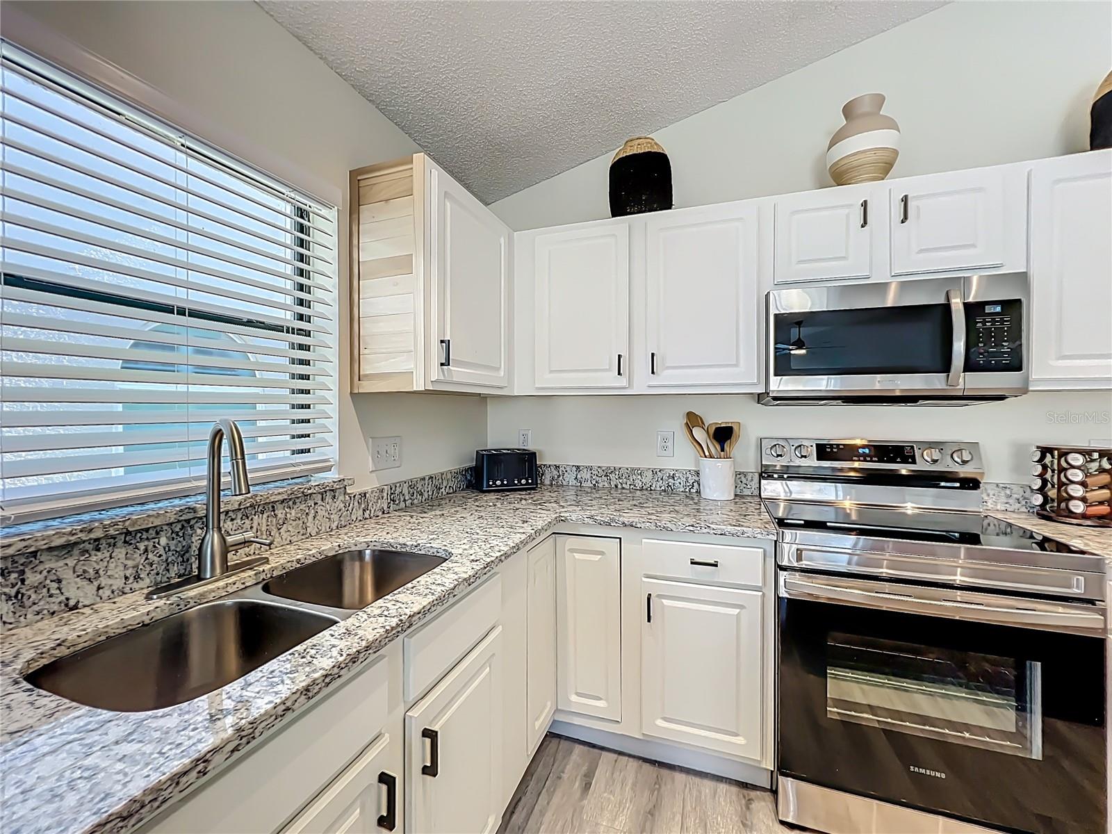 Image 12 of 48 For 2860 Saint Augustine Drive