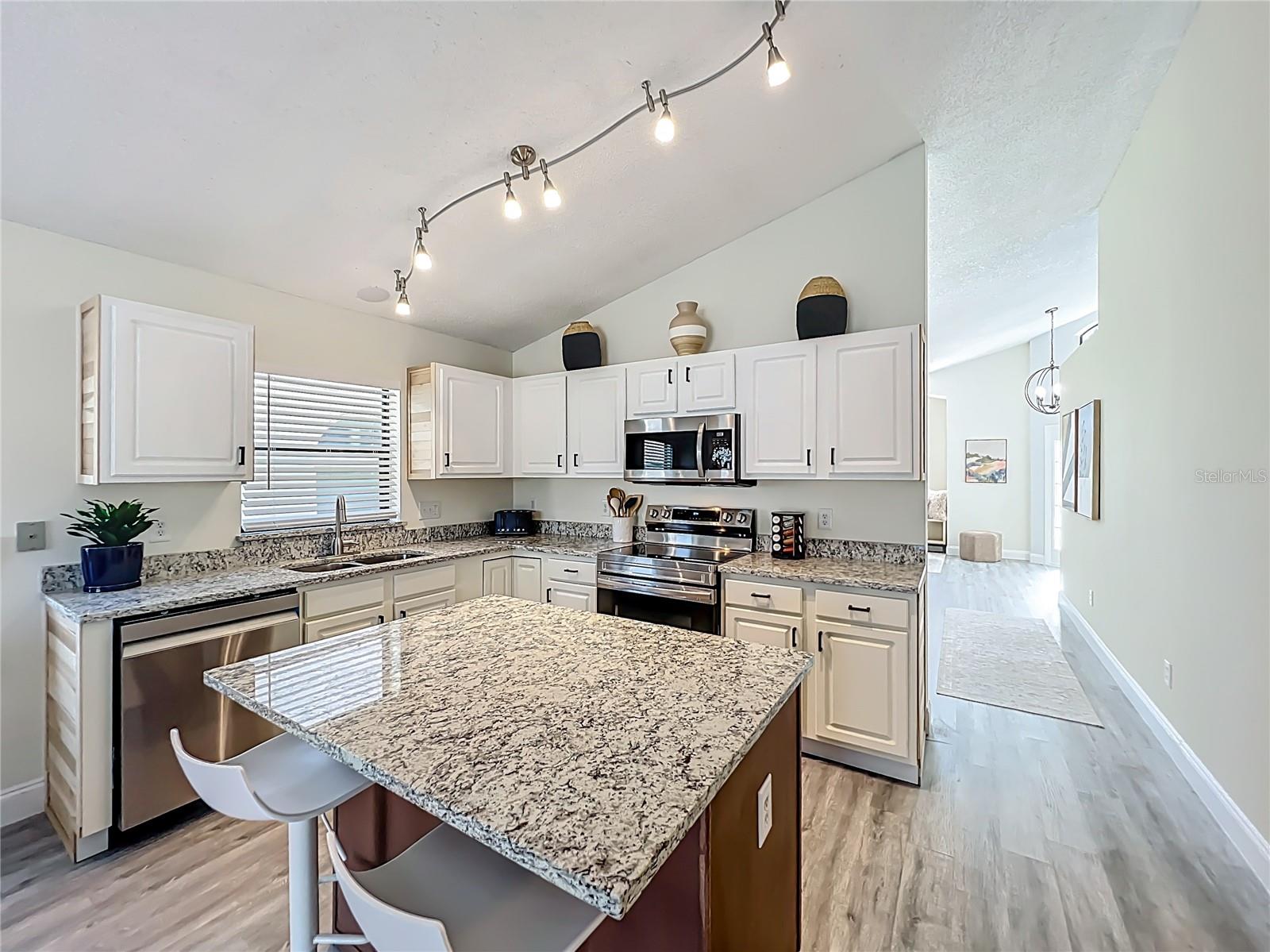 Image 13 of 48 For 2860 Saint Augustine Drive