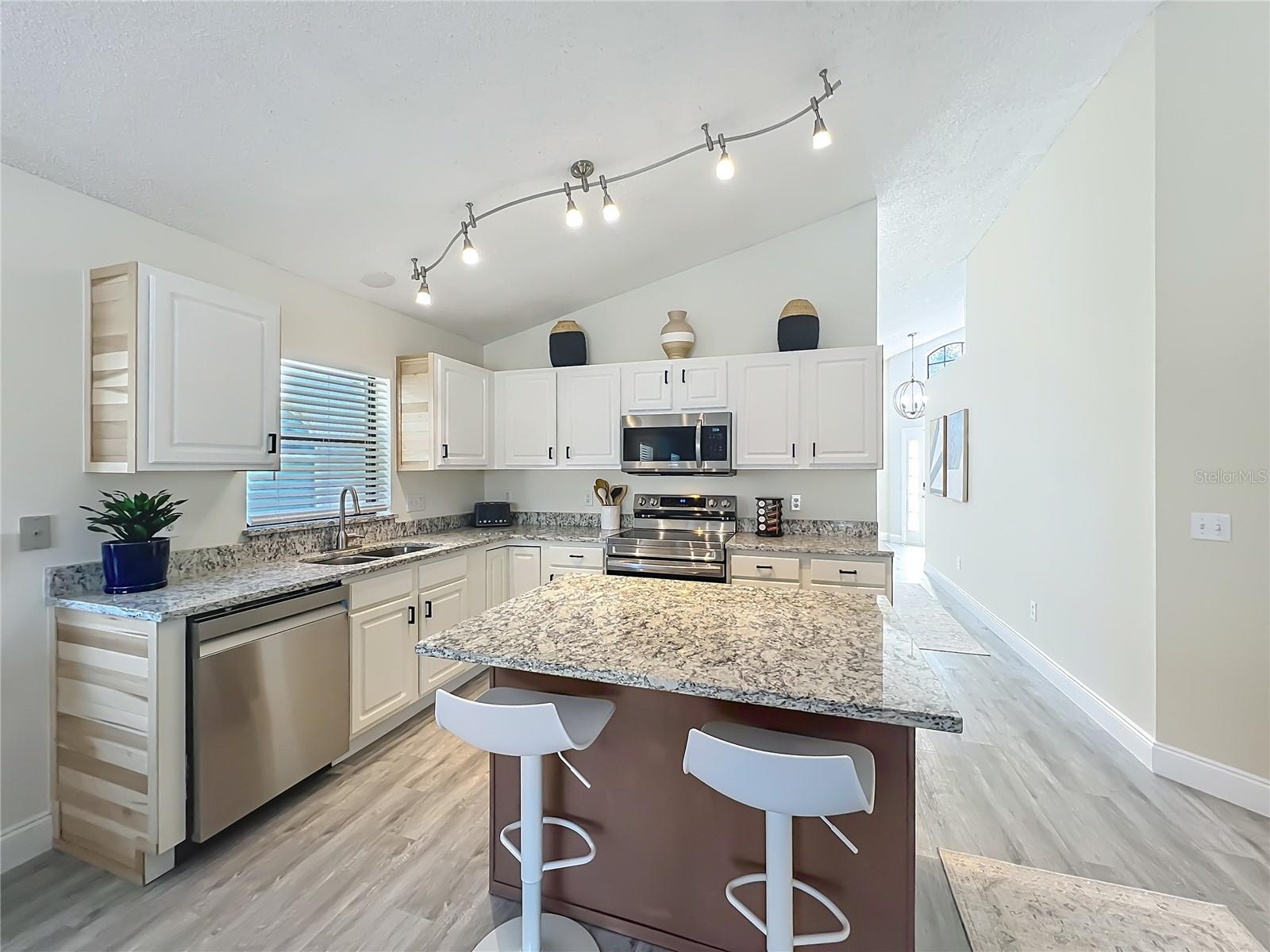 Image 15 of 48 For 2860 Saint Augustine Drive