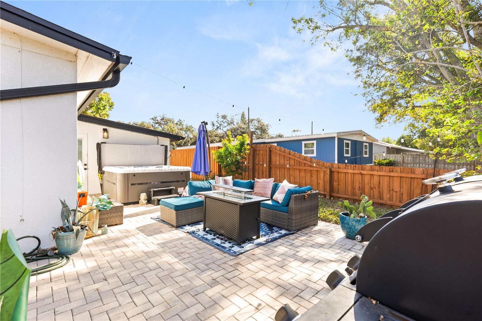 Image 26 of 37 For 5611 Sheridan Road