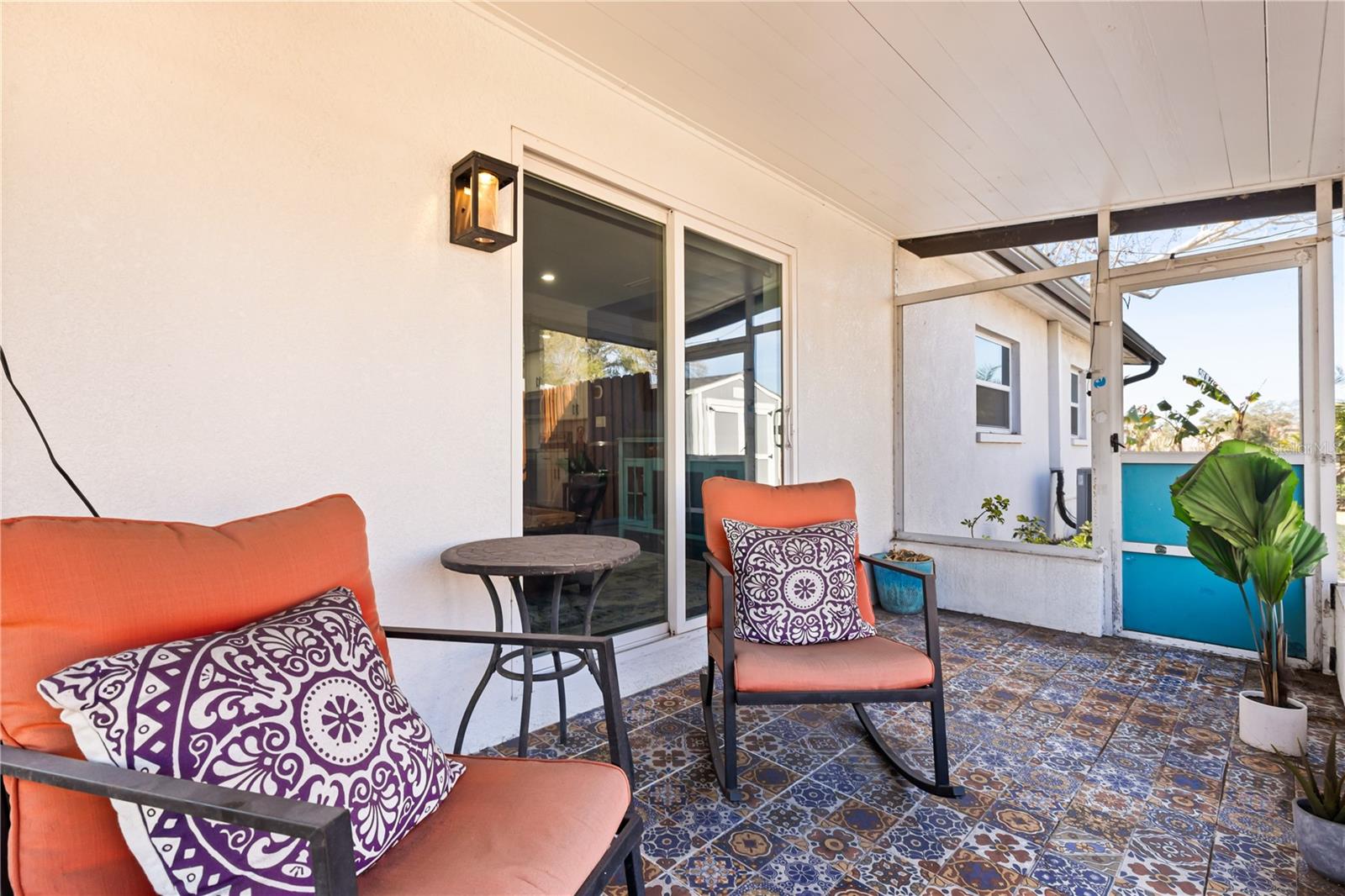 Image 27 of 37 For 5611 Sheridan Road