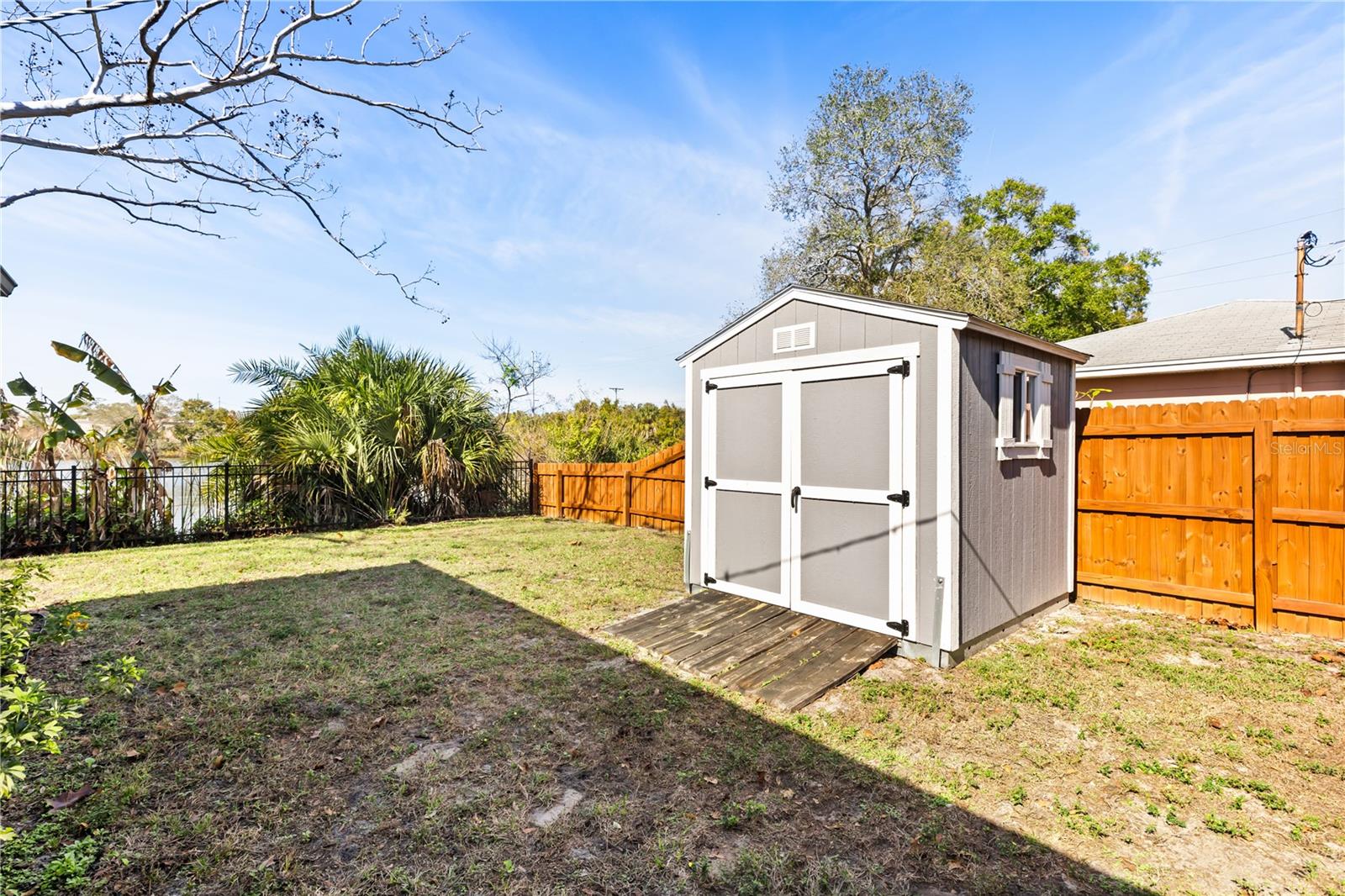 Image 30 of 37 For 5611 Sheridan Road