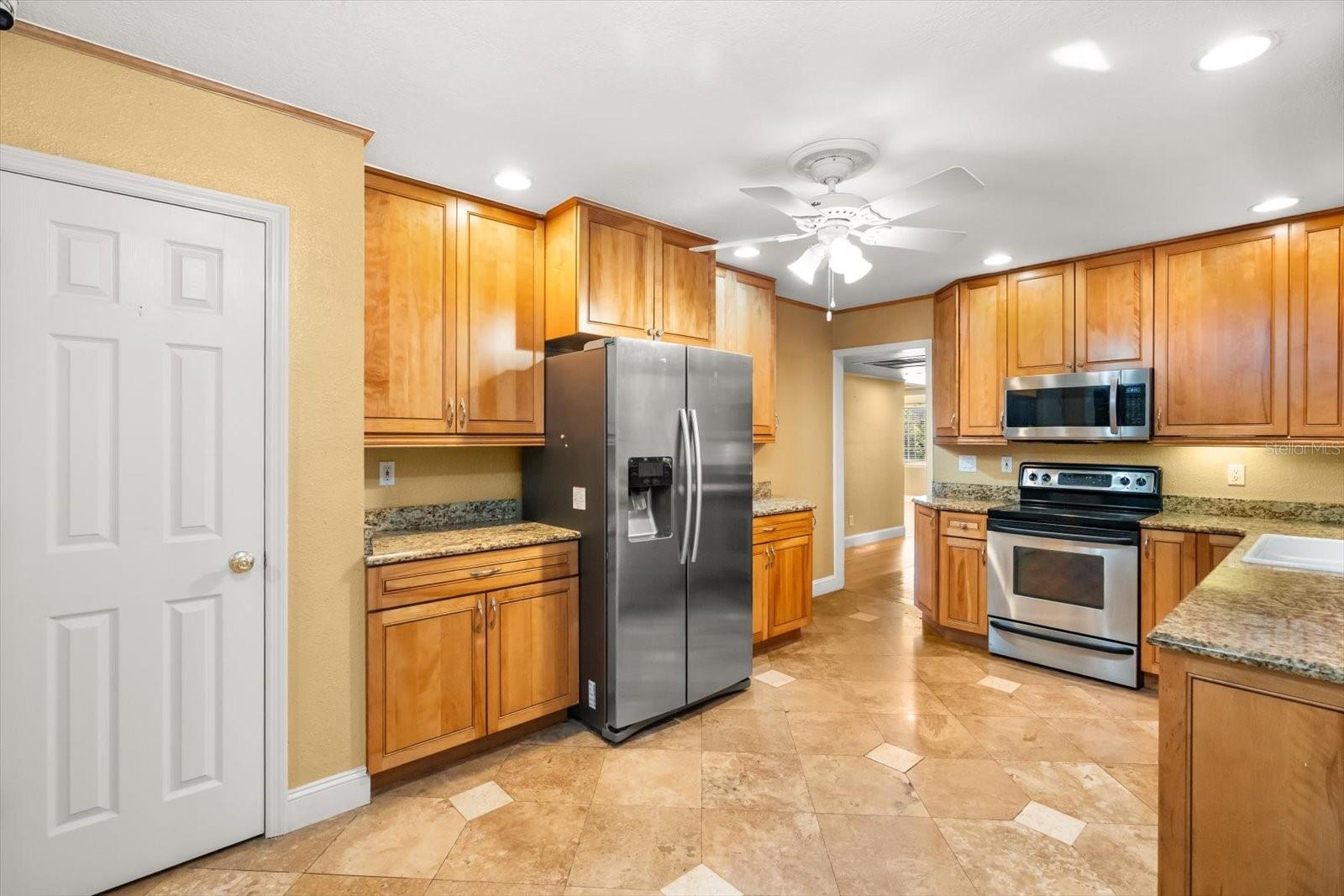 Image 14 of 36 For 3100 Harrison Avenue