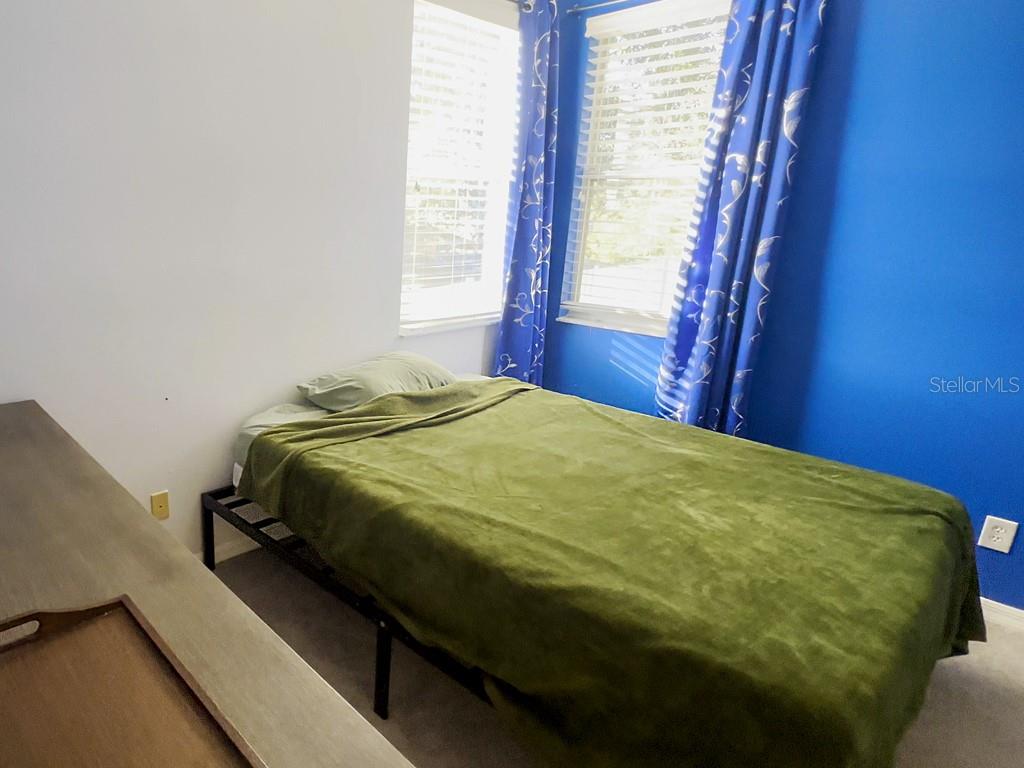 Image 11 of 15 For 728 Longford Loop