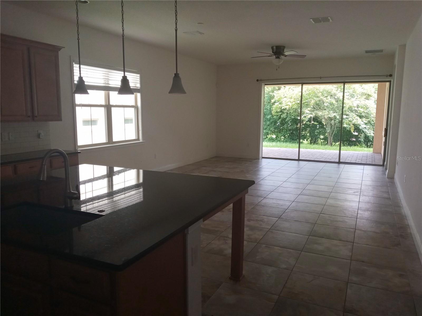 Image 5 of 37 For 9894 Mere Parkway