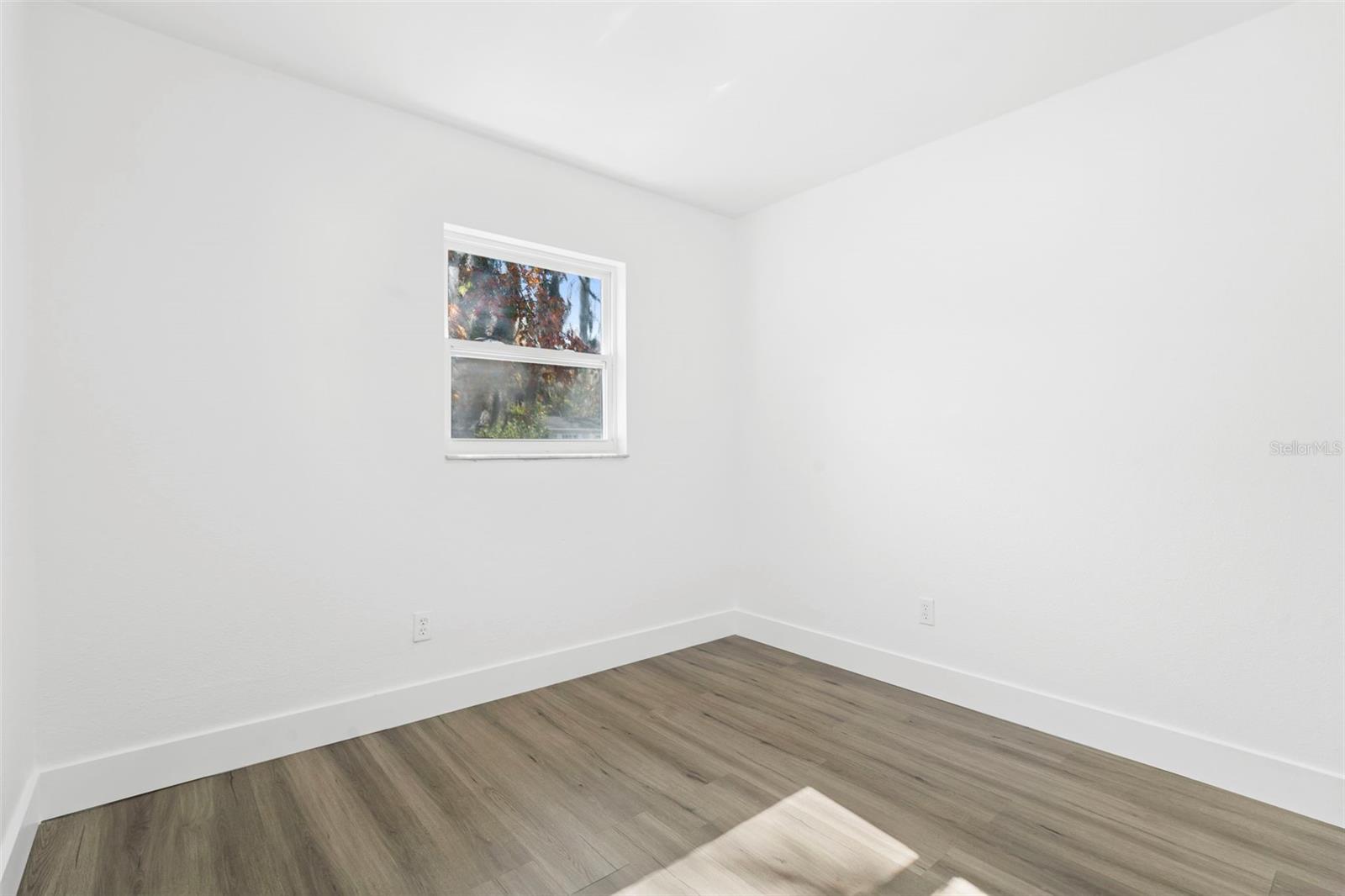 Image 27 of 44 For 5433 Lescot Lane