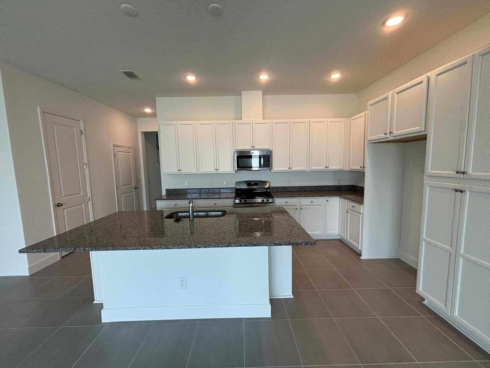 Image 2 of 13 For 12662 Clear Sapphire Drive