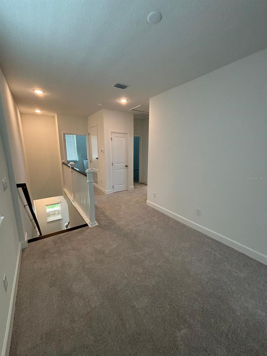 Image 5 of 13 For 12662 Clear Sapphire Drive