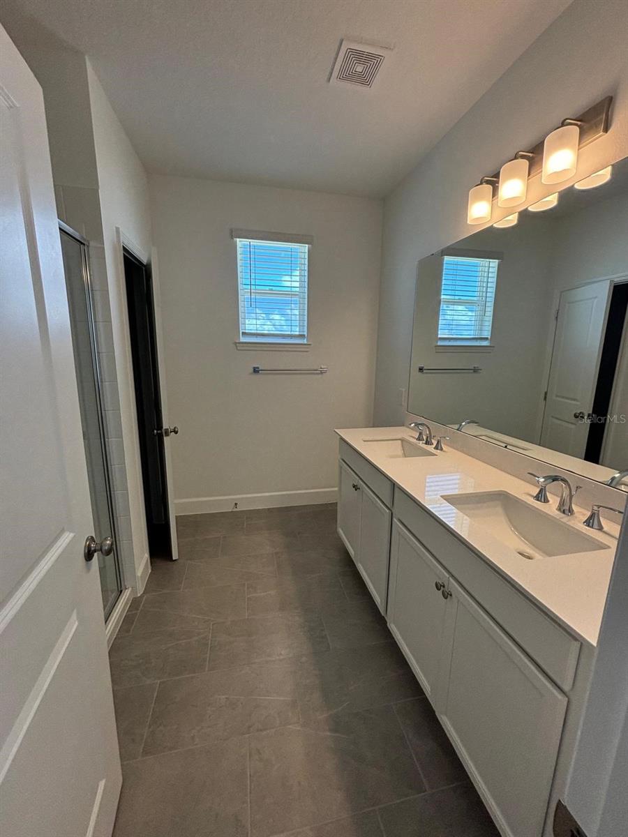 Image 8 of 13 For 12662 Clear Sapphire Drive