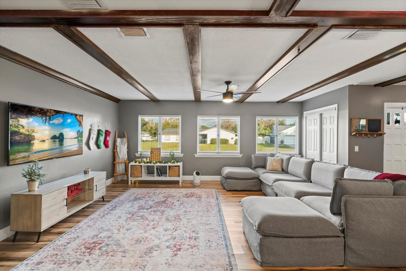 Image 11 of 31 For 5548 Kingswood Drive