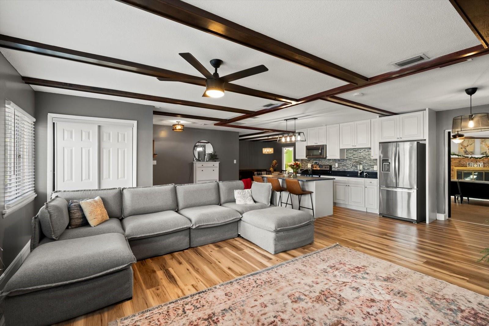 Image 12 of 31 For 5548 Kingswood Drive