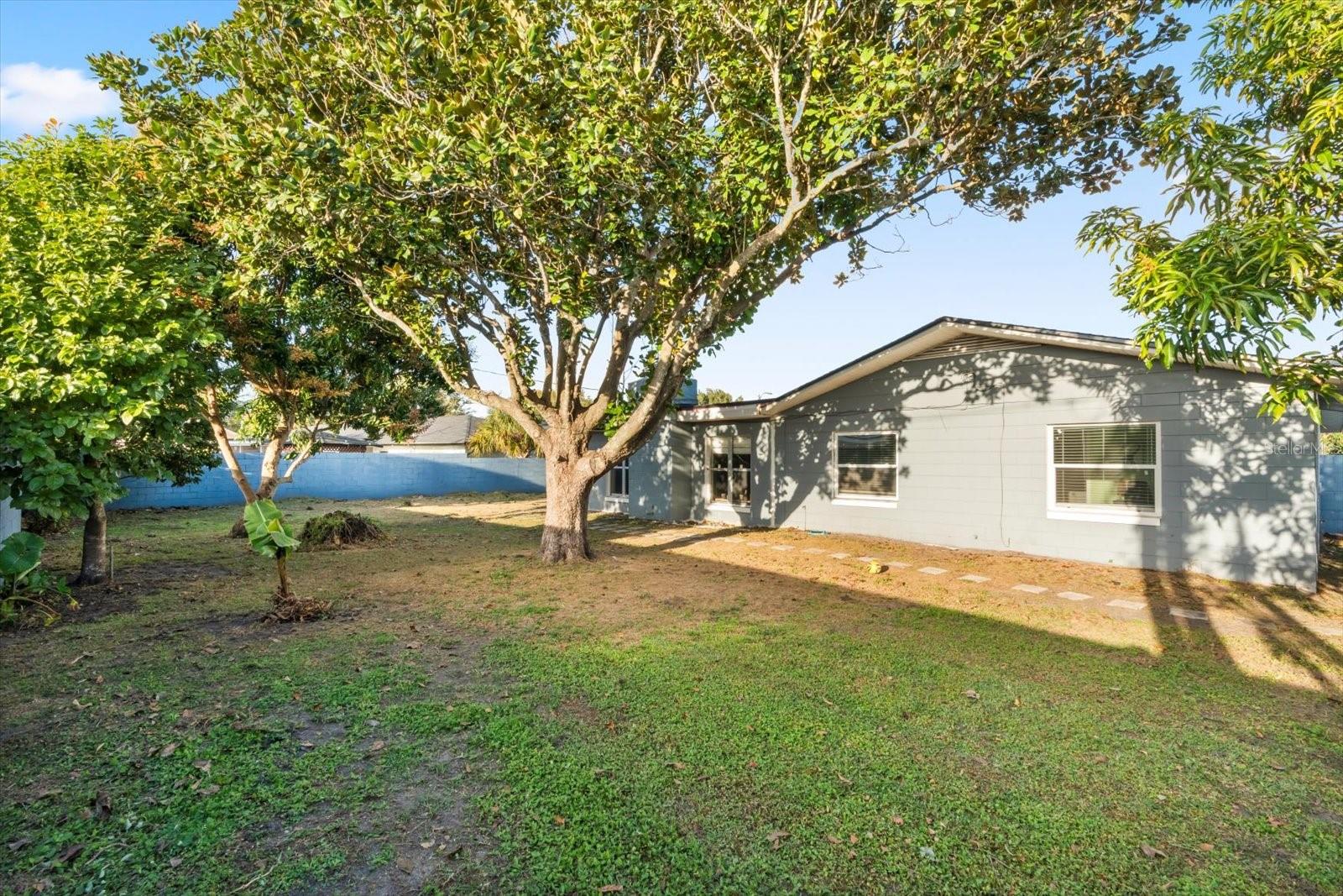 Image 27 of 31 For 5548 Kingswood Drive