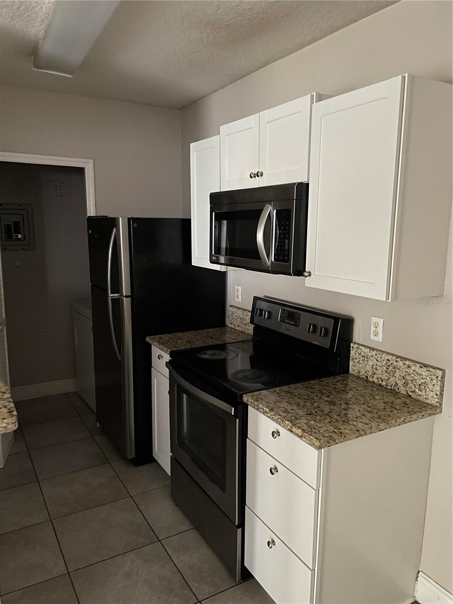 Image 7 of 19 For 4356 Kirkman Road 501