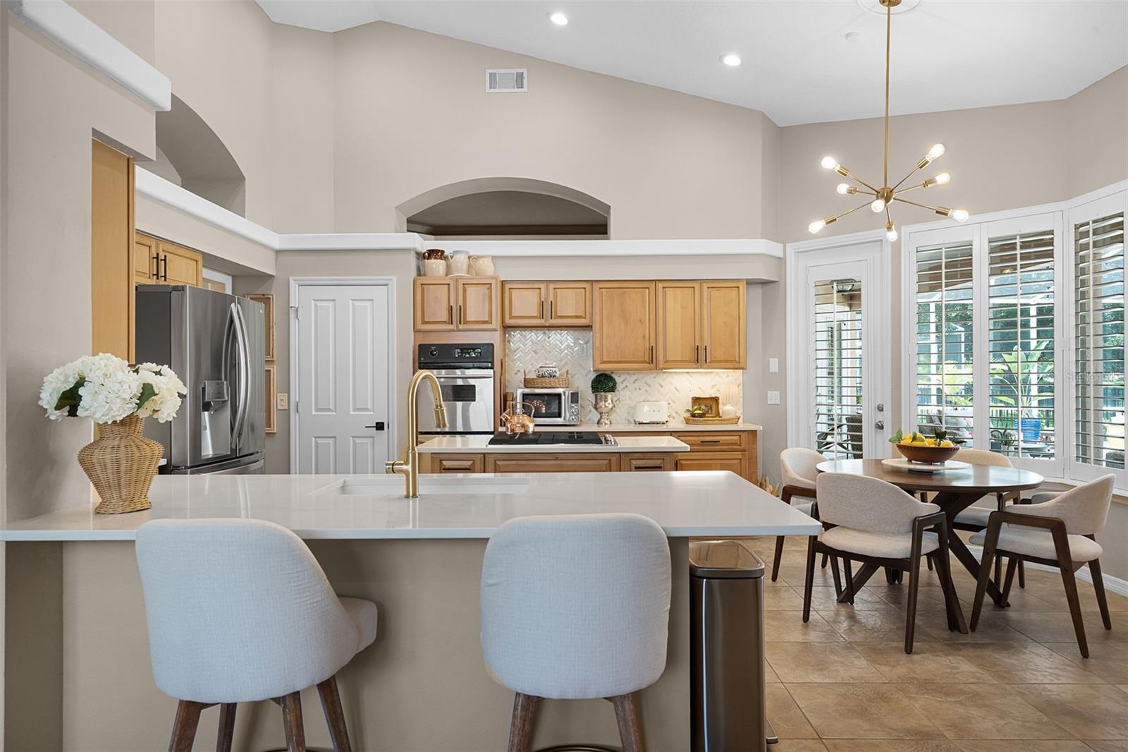 Image 15 of 78 For 174 Promenade Circle