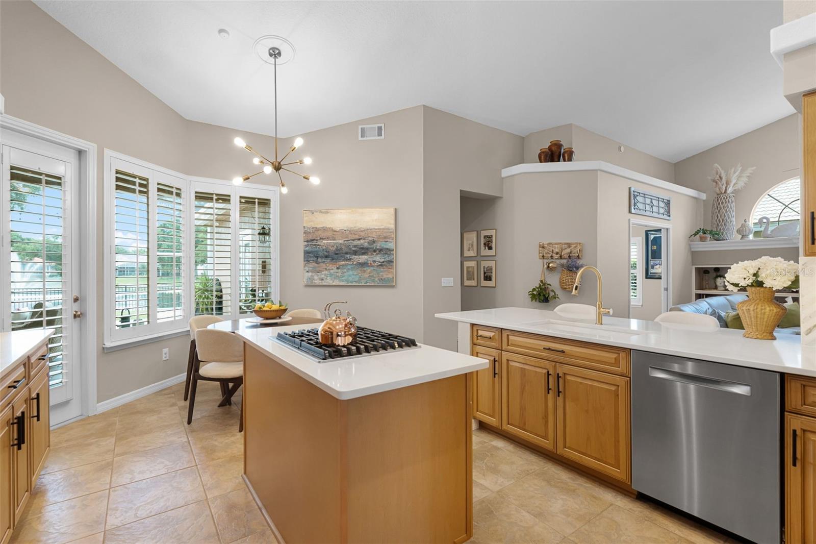 Image 24 of 78 For 174 Promenade Circle