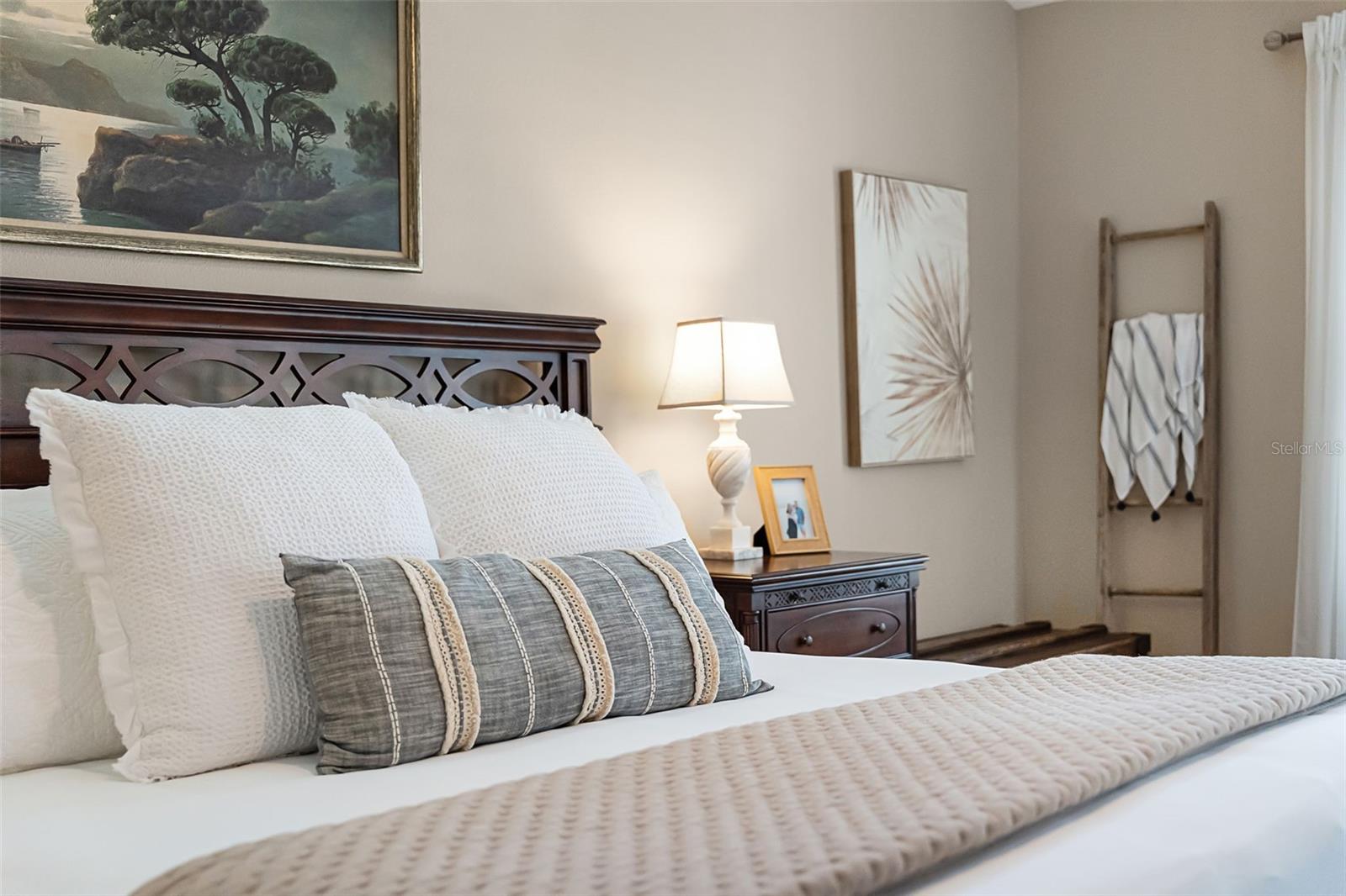 Image 27 of 78 For 174 Promenade Circle